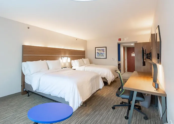 Holiday Inn Express & Suites Arlington North - Stadium Area By Ihg